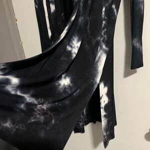 Lightweight duster. NWT